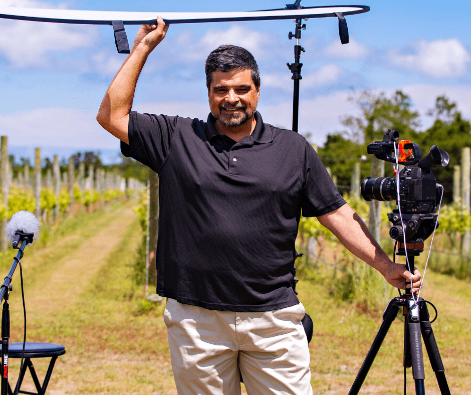 Real estate drone videos with Kevin Makes Sense Media Real estate drone video pilot